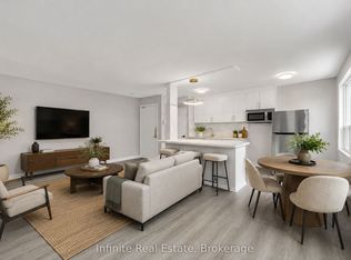 896 Eglinton Ave E #310, Toronto, ON M4G 2L2