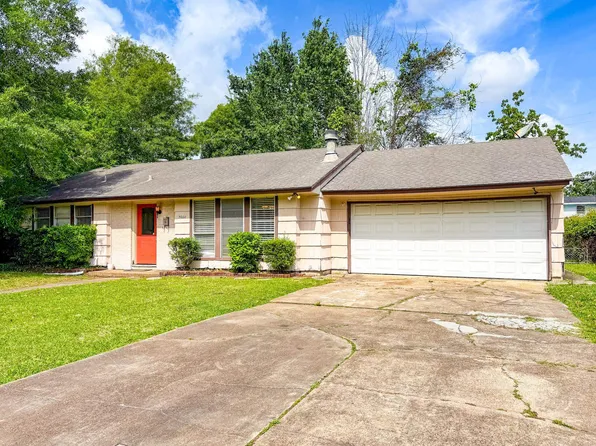 3660 Bryan Dr, Beaumont, TX 77707