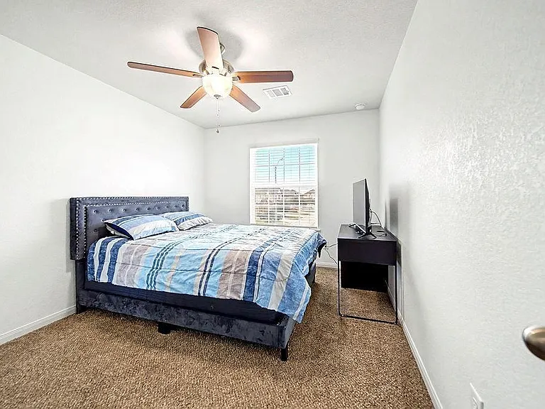5742 Adelaide River Dr — Photo 14