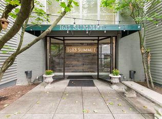 1613 Summit Flats, Seattle, WA 98122