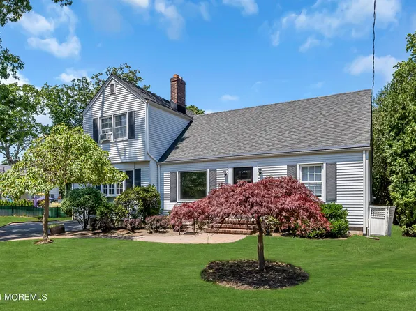 295 Jerome Ave, Oakhurst, NJ 07755