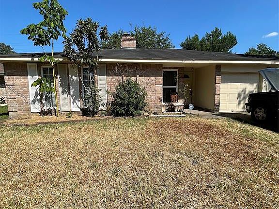 2nd image of 9402 Golden Wood Ln