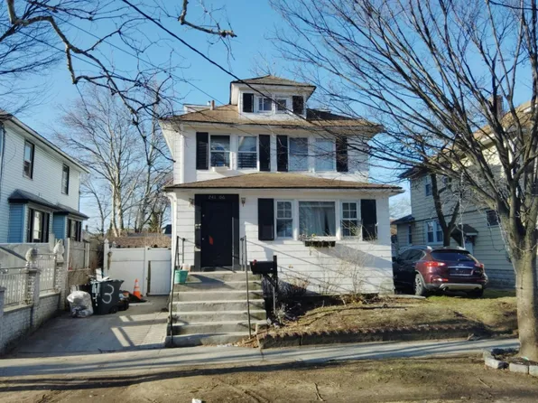 24106 137th Ave, Jamaica, NY 11422