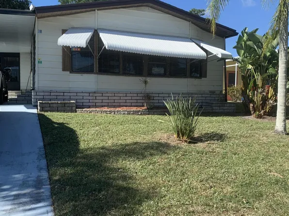 10 Ecuador Way, Fort Pierce, FL 34951