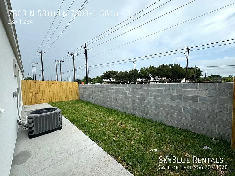 7803 N 58th St #1 — Photo 15