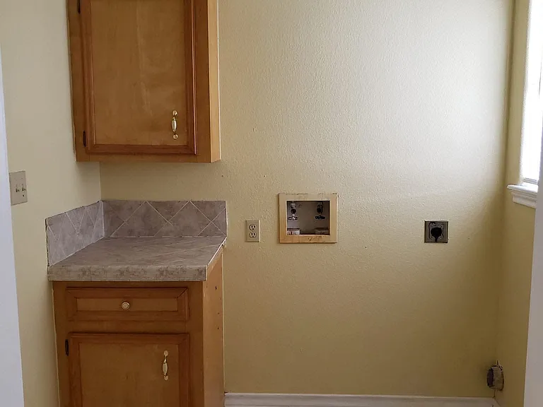 2013 Rebecca Dr S — Photo 10