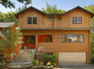 3726 SW Sweetbriar Dr, Portland, OR 97221