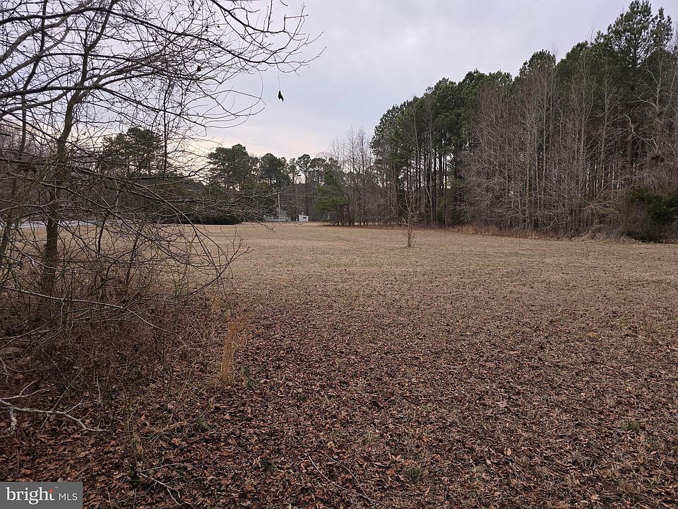 2nd image of 20888 Nanticoke Rd