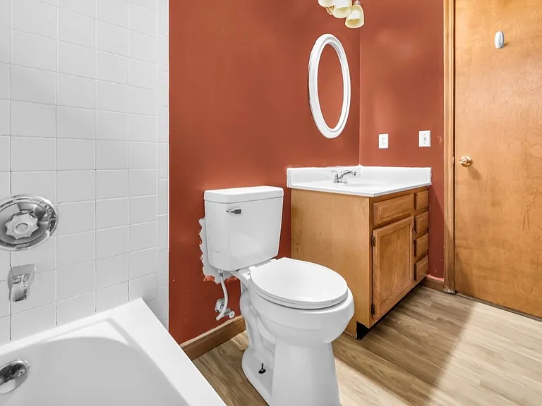 4335 Shandon Dr — Photo 22
