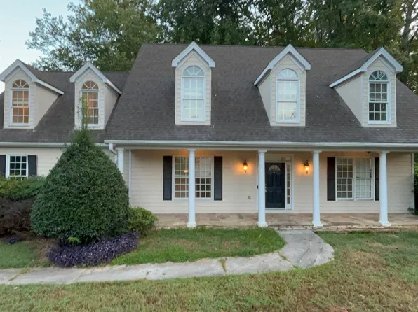 2260 Misty Oaks Dr, Buford, GA 30519