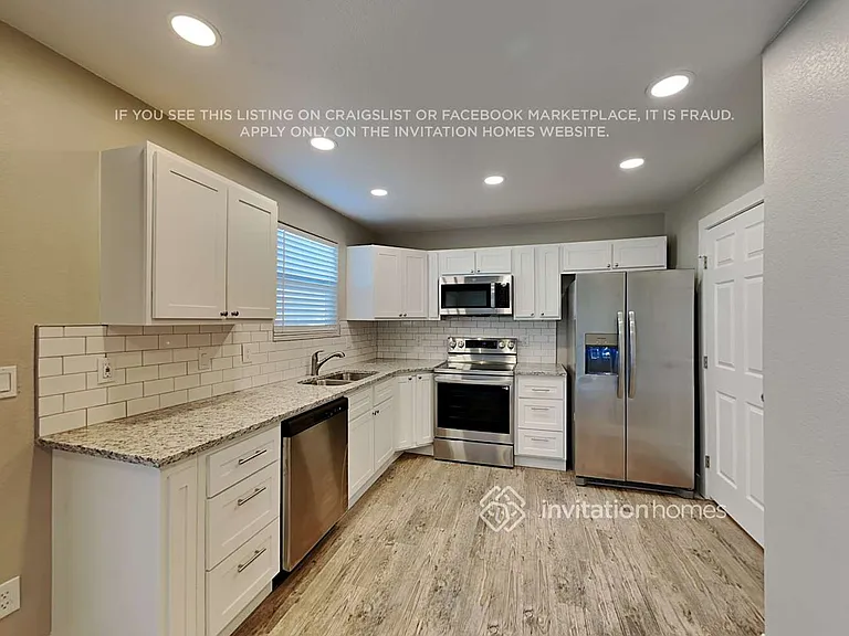 1375 Legend Oak Dr — Photo 11