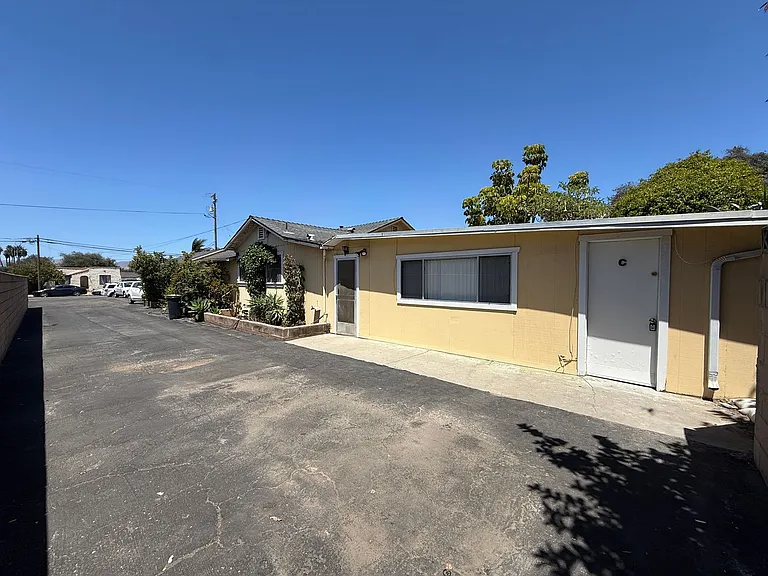 124 E Sunset Ave — Photo 1