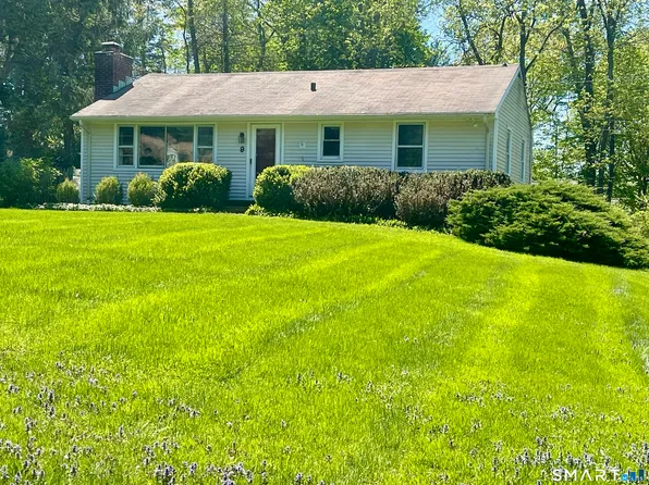 9 Apple Lane, Redding, CT 06896