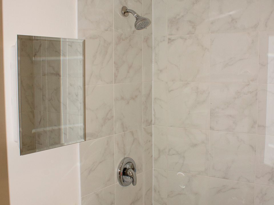 1st image of 227 Lincoln Ave Floor 2