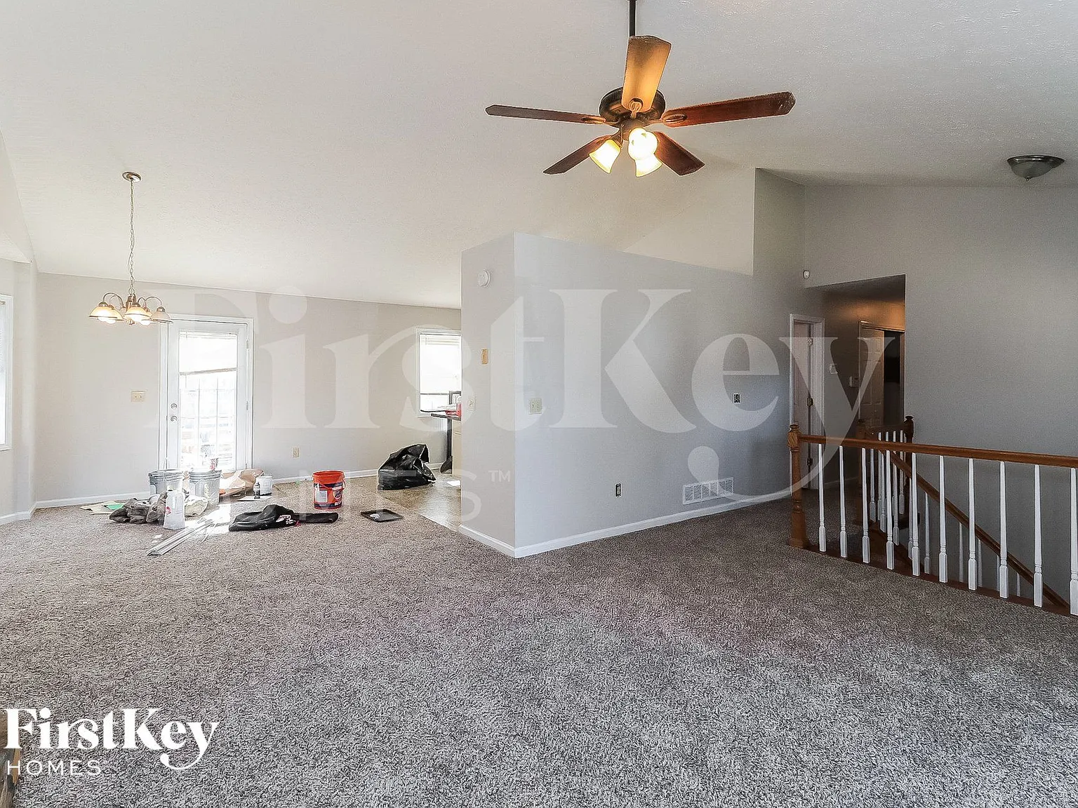 4 bed, 3.0 bath, 2076 sqft, $2,420 — Photo 2