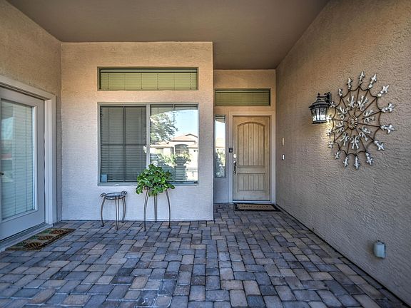 2nd image of 5931 W Poinsettia Dr