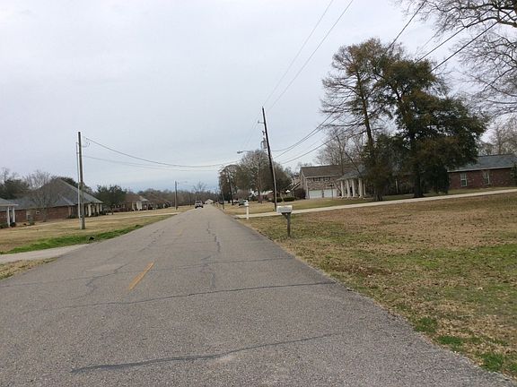 4th image of 23560 Kirtley Dr