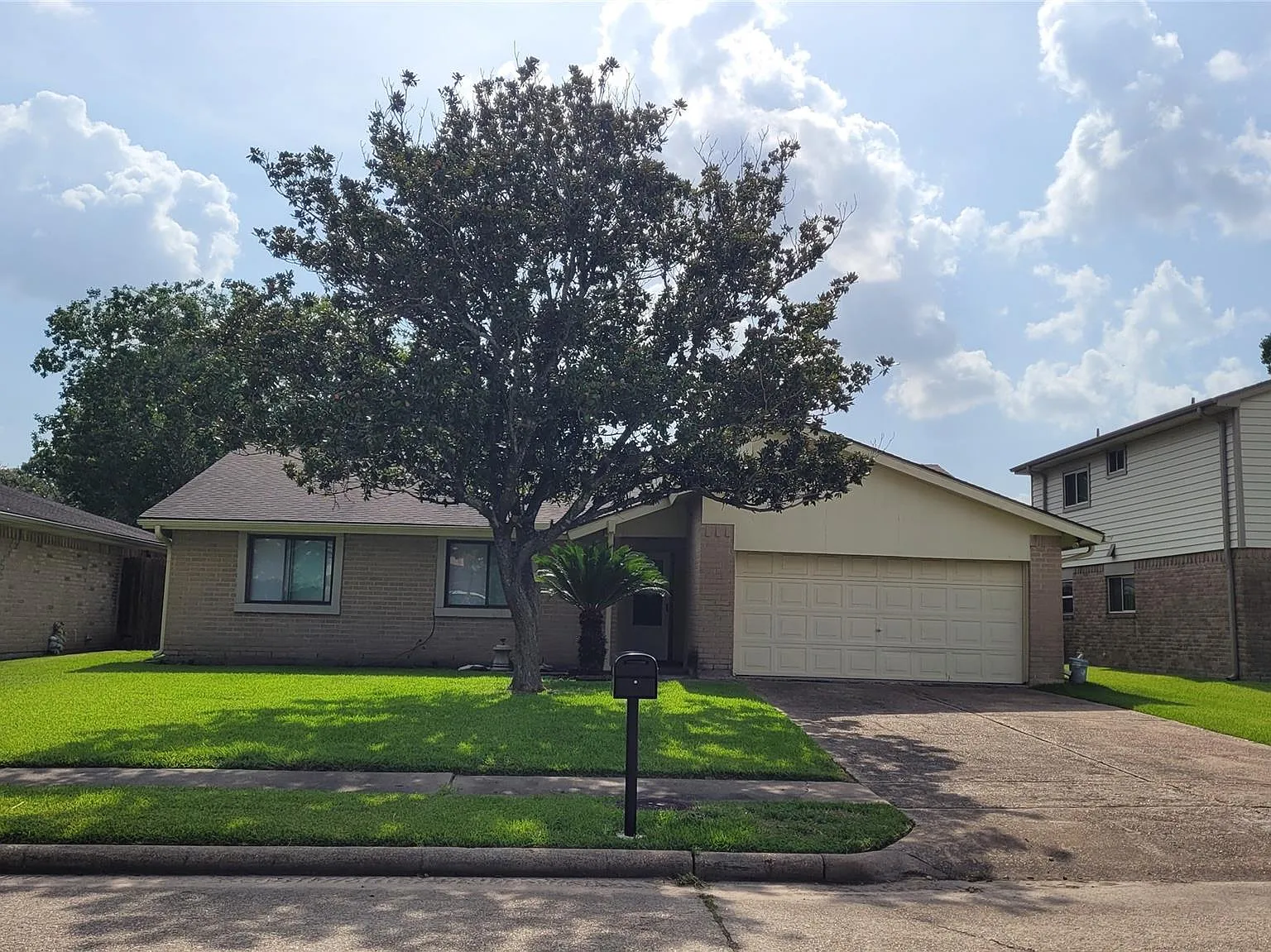 4 bed, 4.0 bath, 1680 sqft, $1,950 — Photo 3