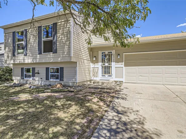 20695 E Coolidge Place, Aurora, CO 80011