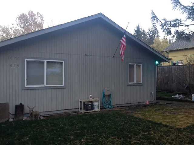 1622 Lincoln St — Photo 1