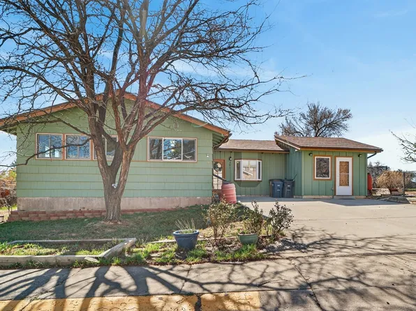 391 Manhattan Loop, Los Alamos, NM 87544