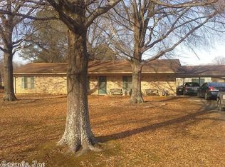 15 Russell Rd, Conway, AR 72032