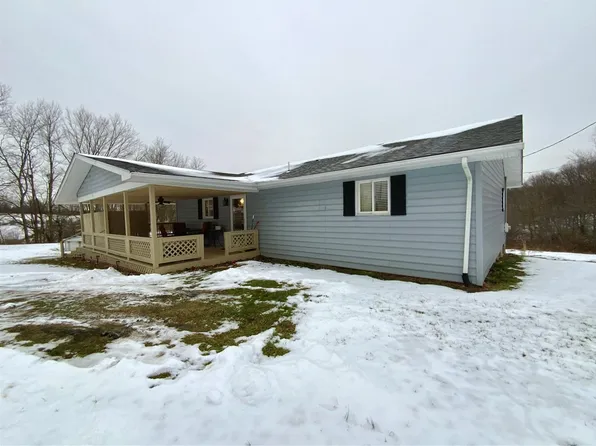 30 Kd Ln, Burgettstown, PA 15021