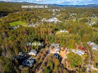 1 Cadence Cir, Brevard, NC 28712