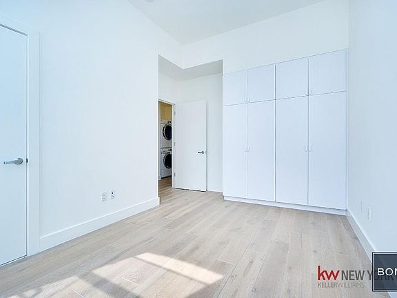 4th image of 271 W 125th St APT 410