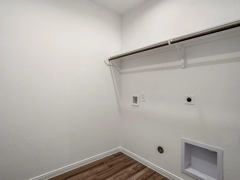 922 Youth Water Rd — Photo 39