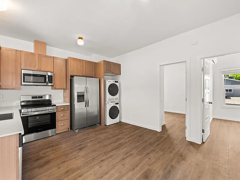 1003 Alta St #B — Photo 3