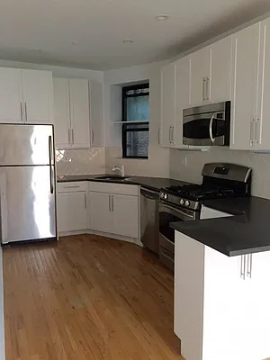 Rented by Bohemia Realty Group | media 16