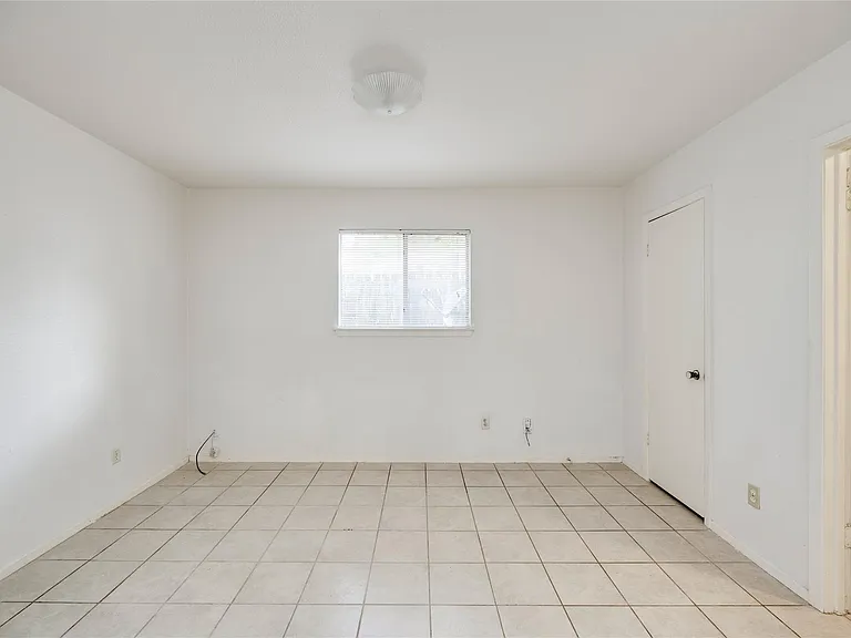 5208 Bogey Ct #B — Photo 19