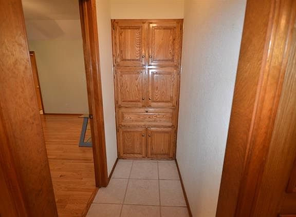 3rd image of 7940 Kandy Ln