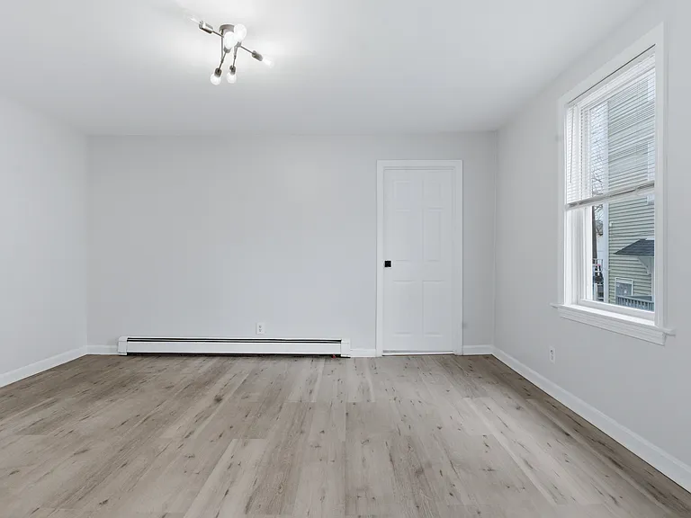 92 Sylvian St #1 — Photo 11