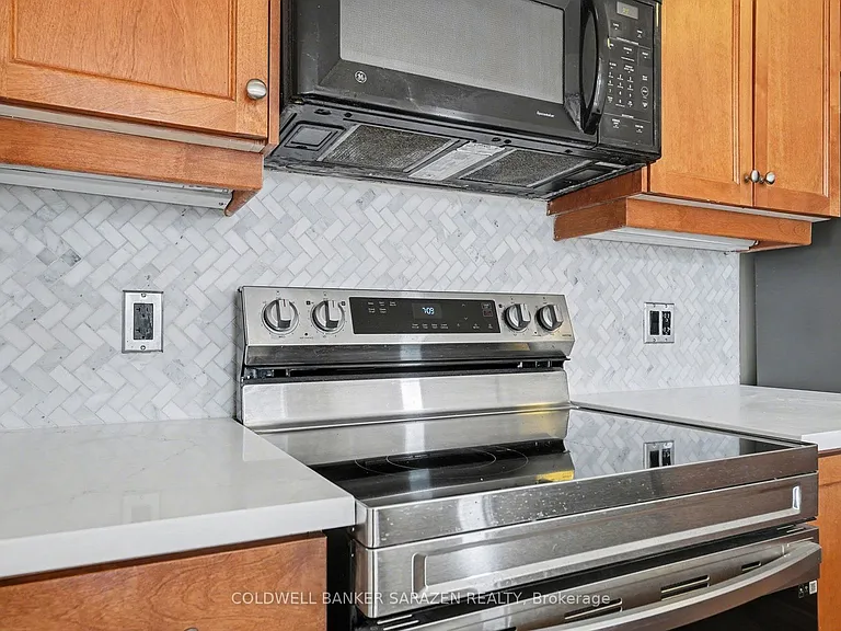 375 Lisgar St #801 — Photo 11