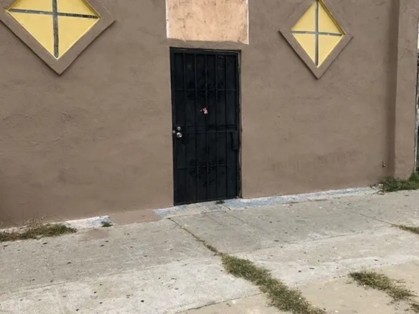 10306 S Vermont Ave, Los Angeles, CA 90044