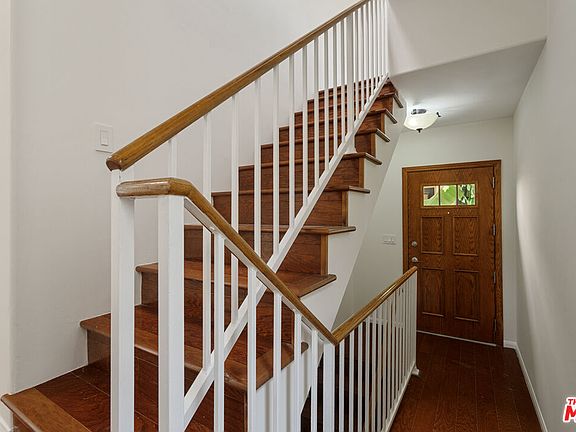 5th image of 535 E Walnut Ave APT B