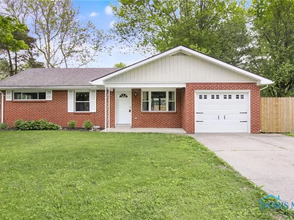 6961 Wagoner Dr, Perrysburg, OH 43551