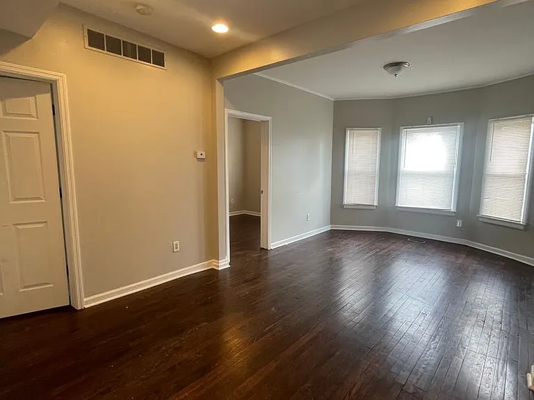 2638 Rosa Parks Blvd — Photo 19