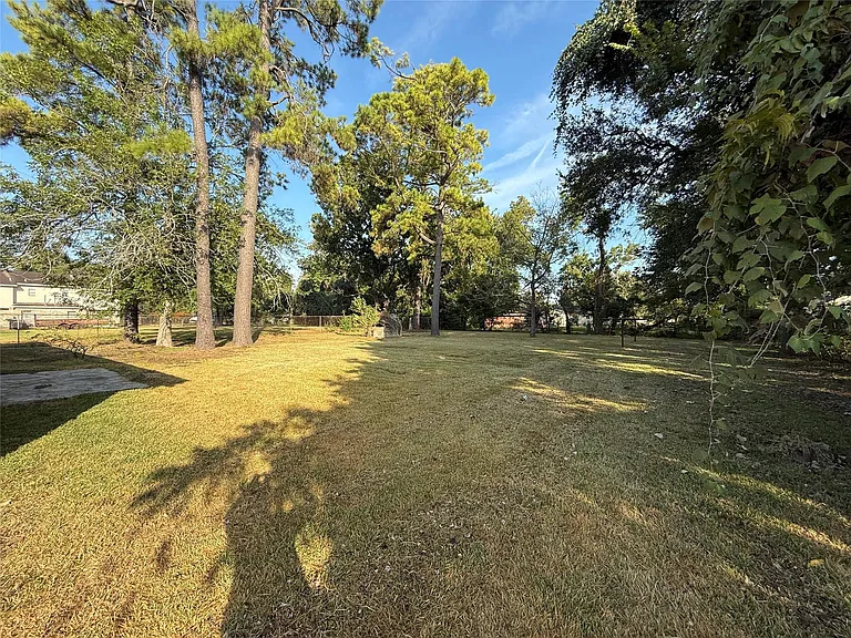7325 Ley Rd — Photo 40