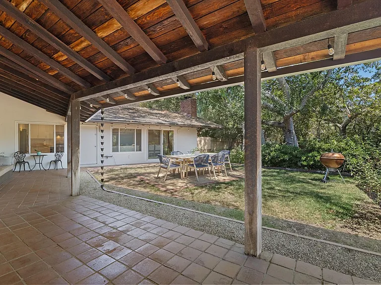 5040 Gould Ave — Photo 31