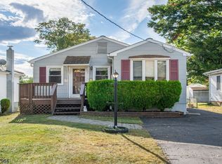 161 Flemington Dr, Parsippany, NJ 07054