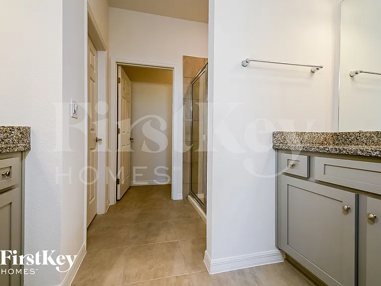 209 Windsor Reserve Dr — Photo 9