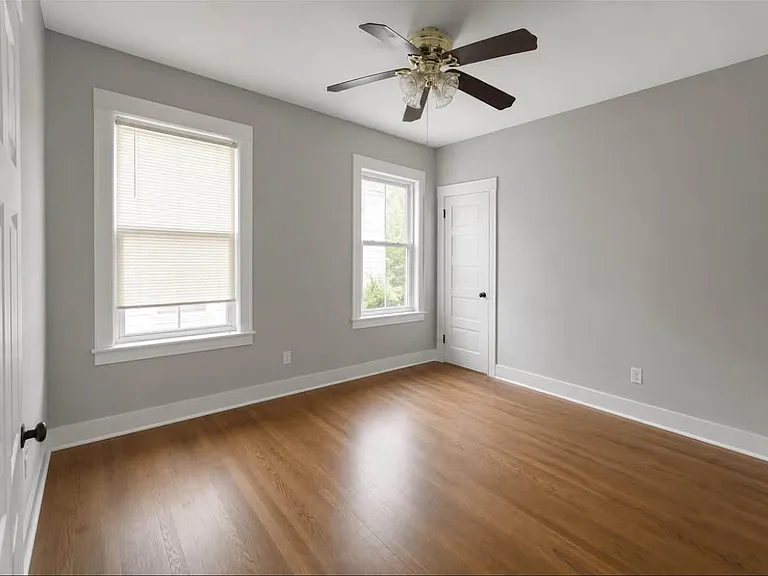 6 Clinton Ave #1 — Photo 5