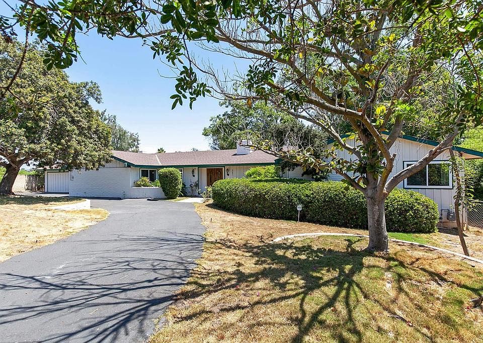 1st image of 5021 Rolling Hills Pl
