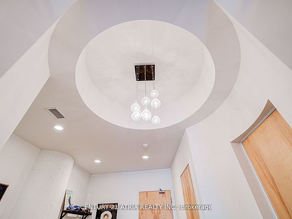 5th image of 155 Dalhousie St W #508
