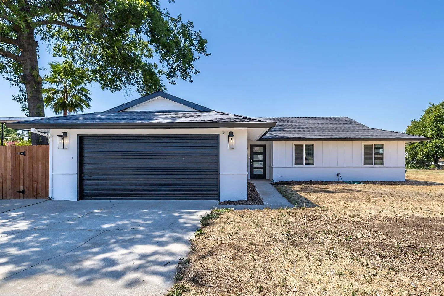 4131 Alan Dr photo 1