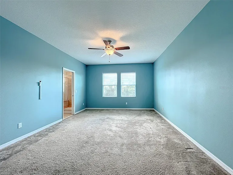 2572 Limerick Cir — Photo 20