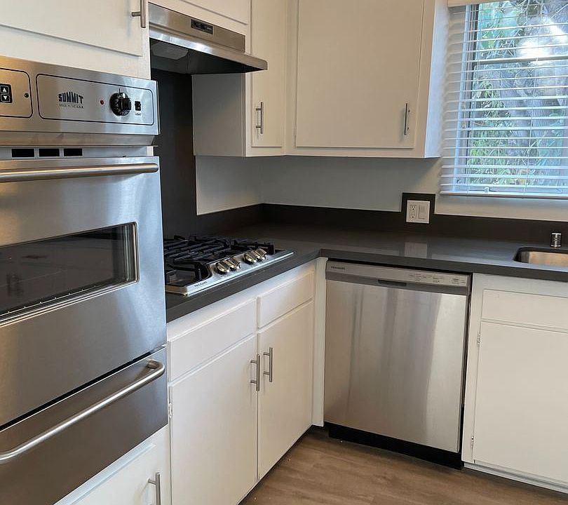 1st image of 1912 Glendon Ave APT 4